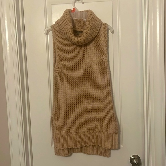 Premise Sweaters - Chunky Knit Tunic | M